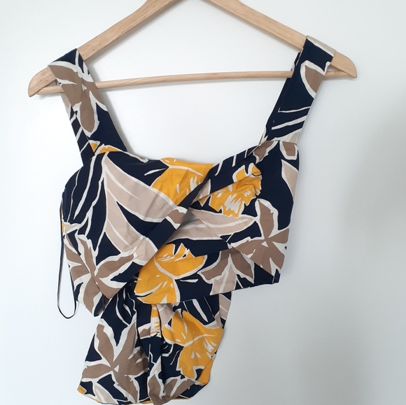 Zara Crop Top - Picture 2 of 4